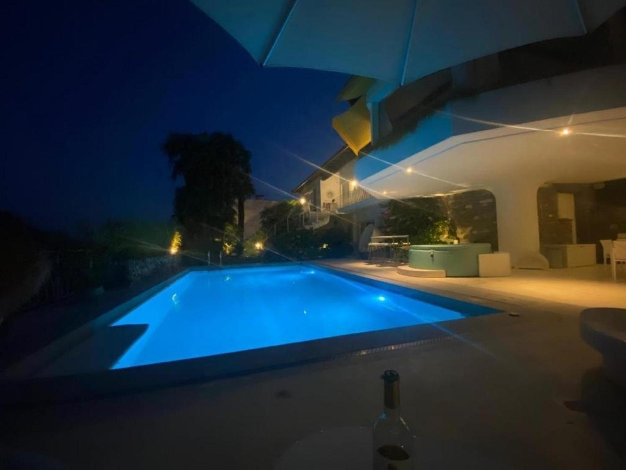 Luxusvilla Pool Panorma Privatspaehre Ruhe 布里萨戈 外观 照片